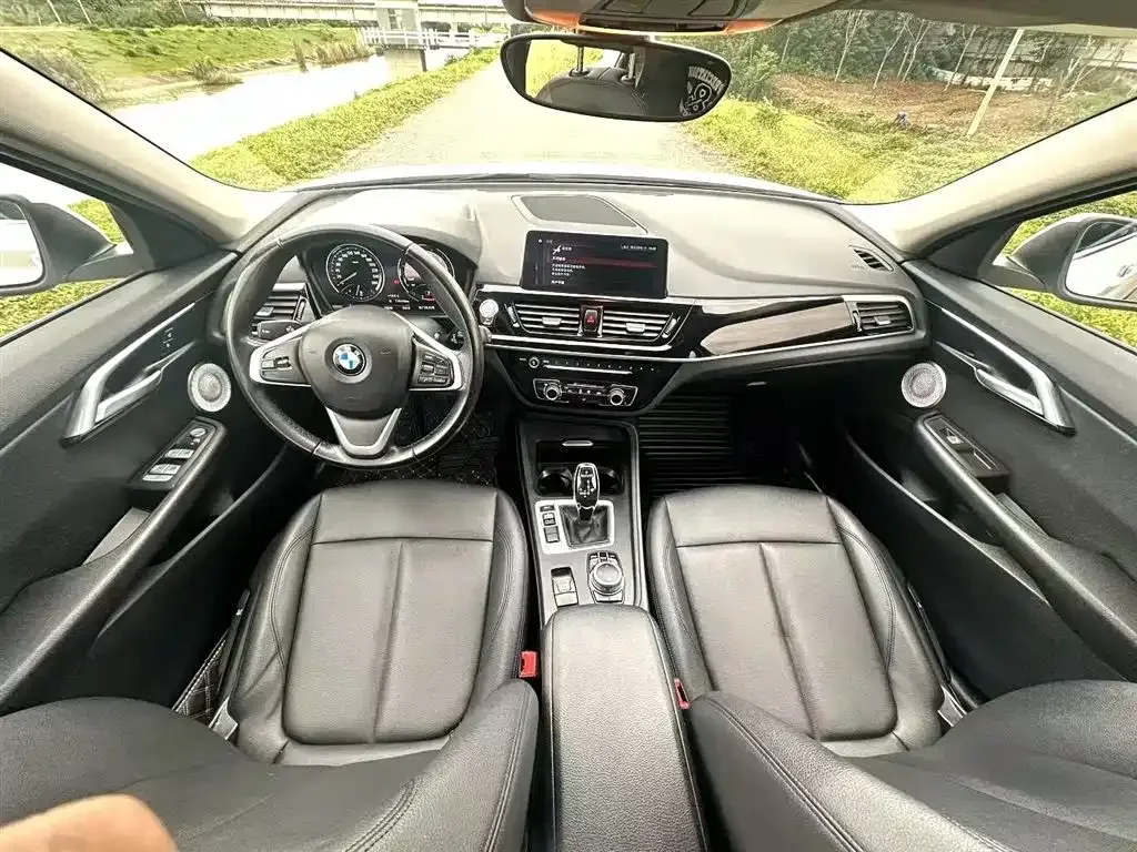 BMW 1 Series 2021 из CN, фото 4