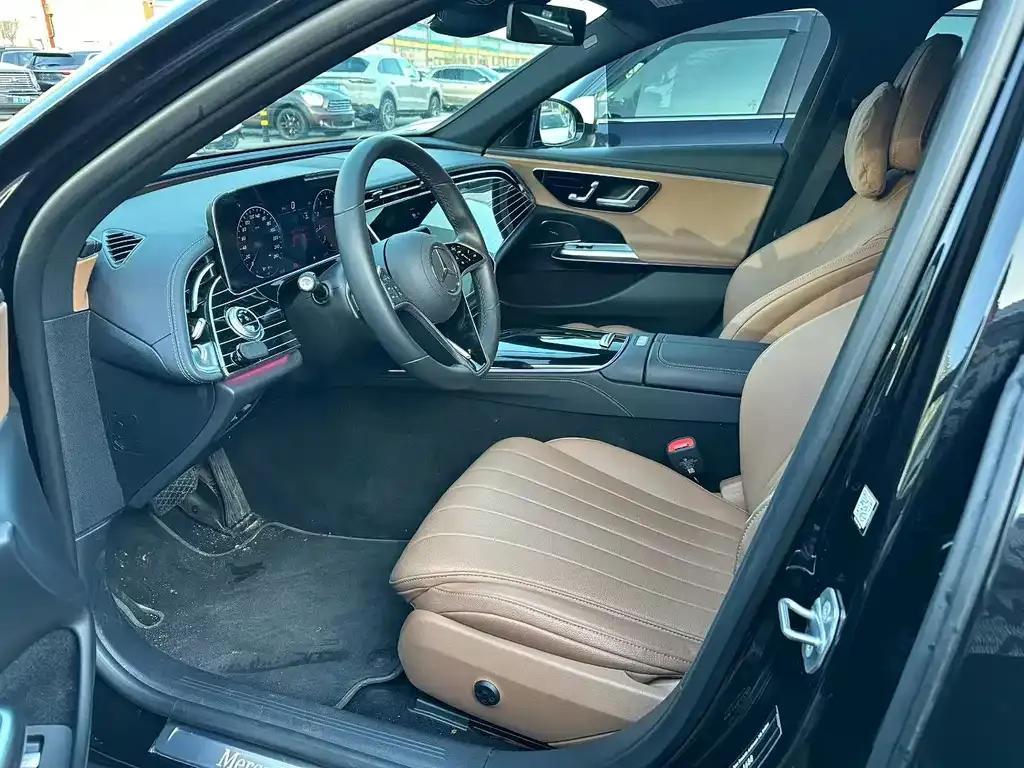Mercedes-Benz E-Class 2024 из CN, фото 8