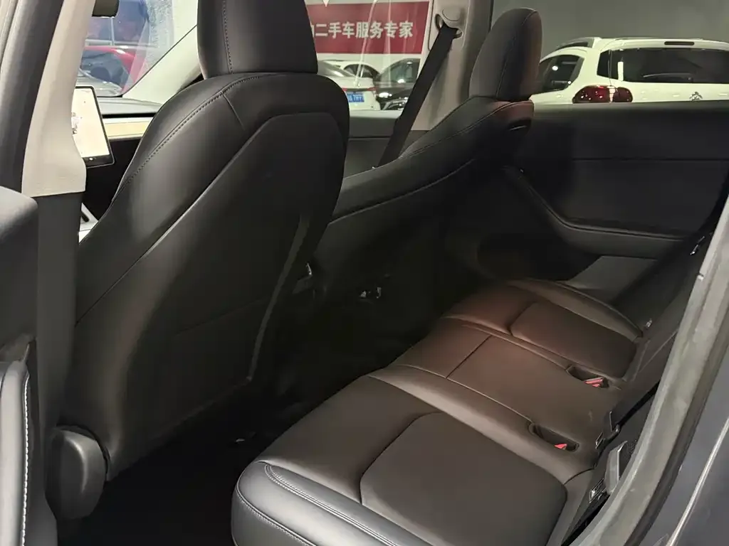 Tesla Model Y 2022 из CN, фото 3