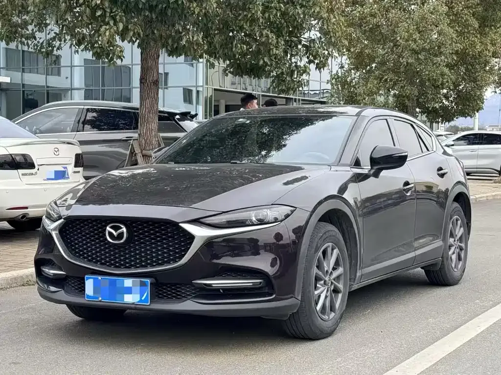 Mazda CX-4 2022 из CN, фото 1