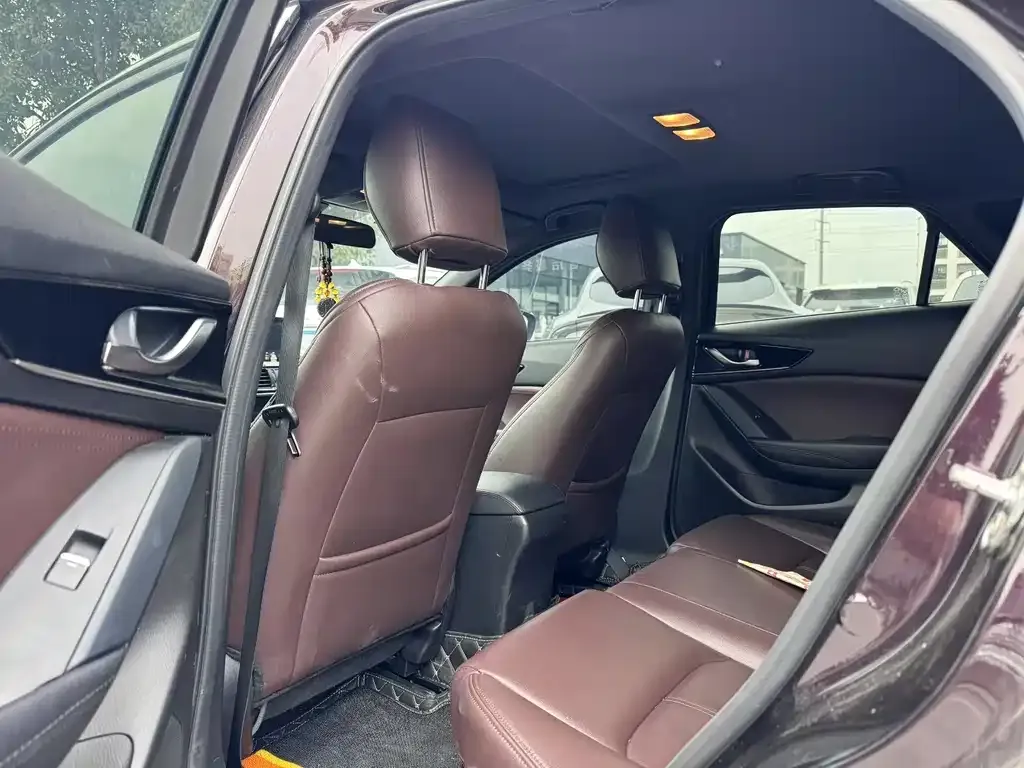 Mazda CX-4 2022 из CN, фото 3