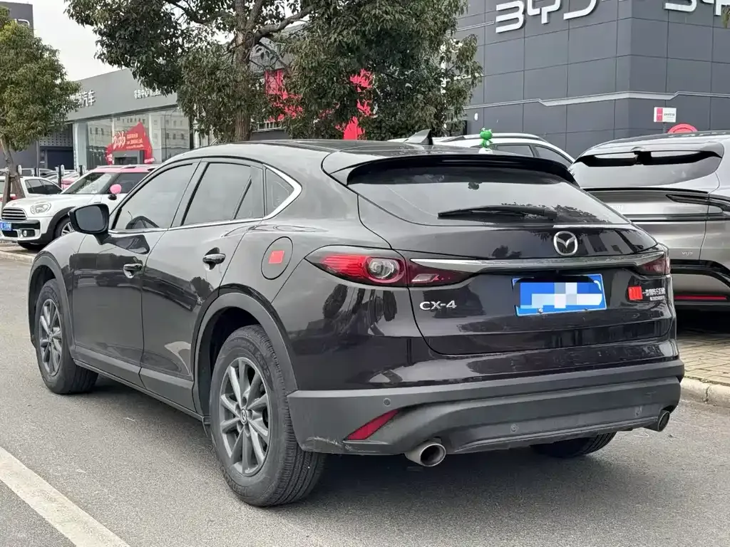 Mazda CX-4 2022 из CN, фото 4
