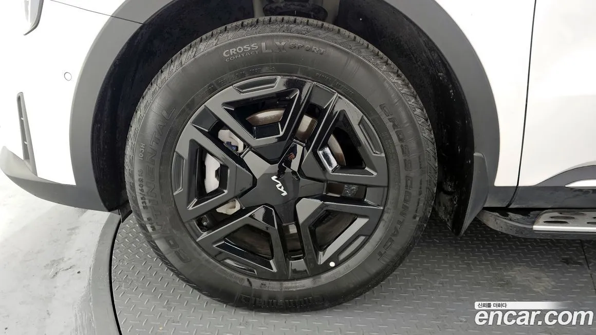 Kia Sorento — фото 5