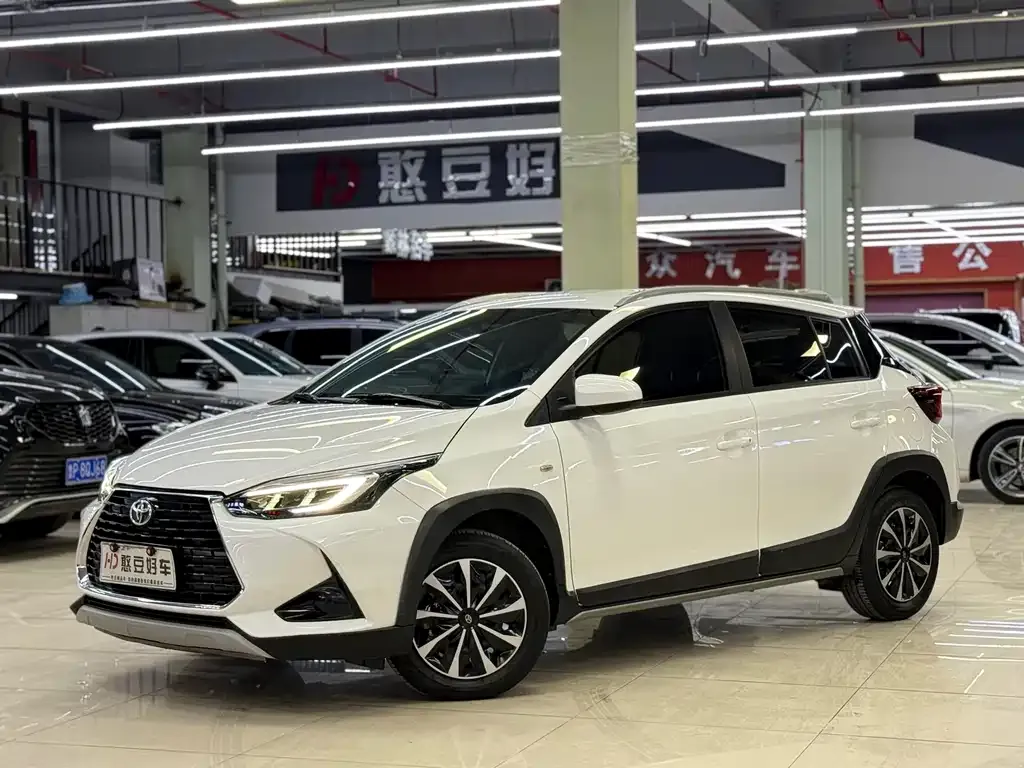 Toyota Yaris L 2022 из CN, фото 1