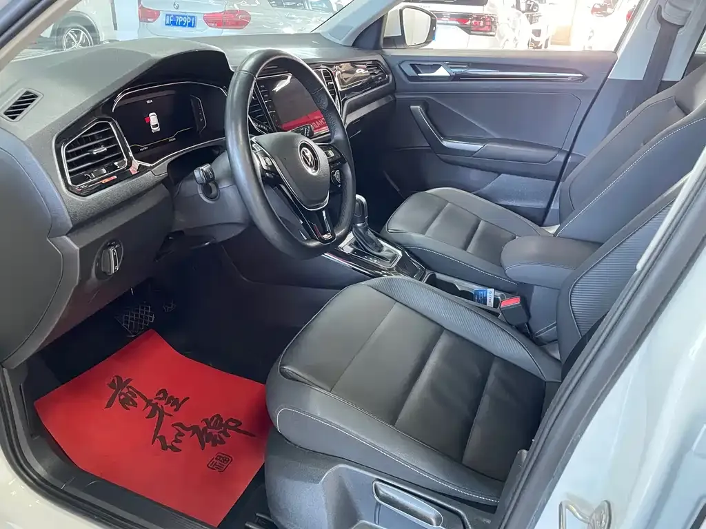 Volkswagen T-Roc 2022 из CN, фото 10