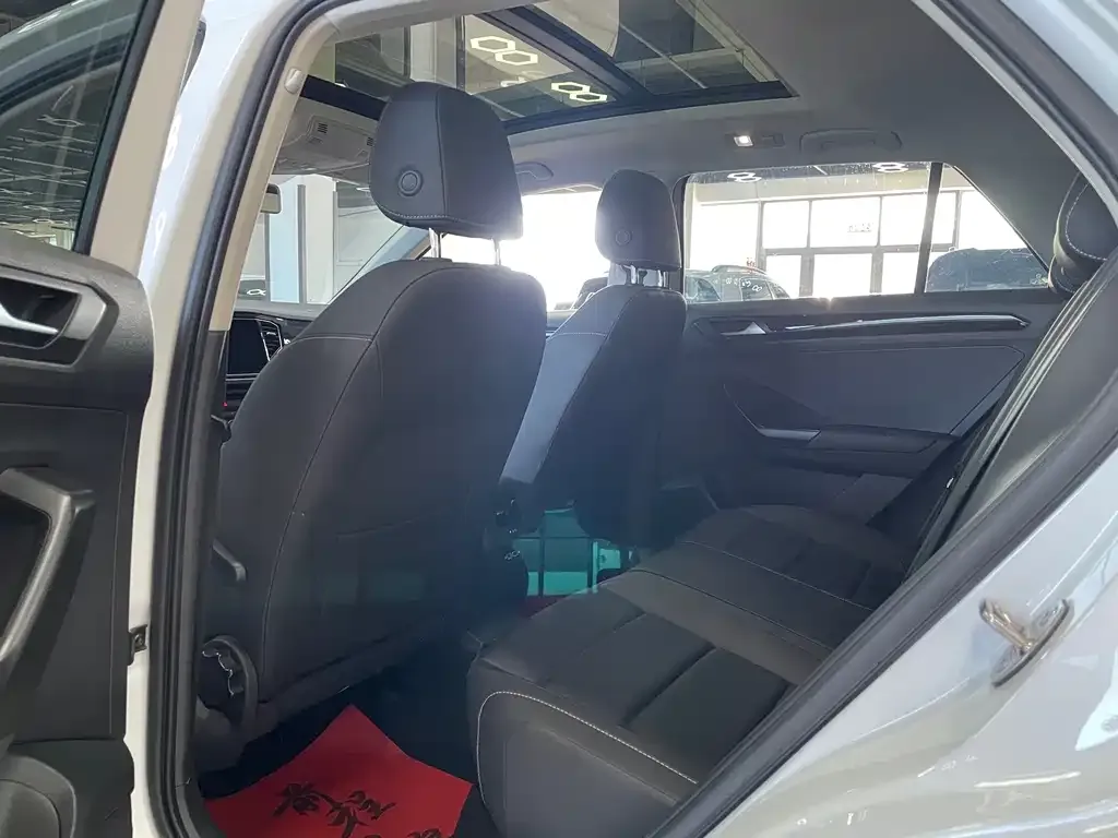 Volkswagen T-Roc 2022 из CN, фото 6