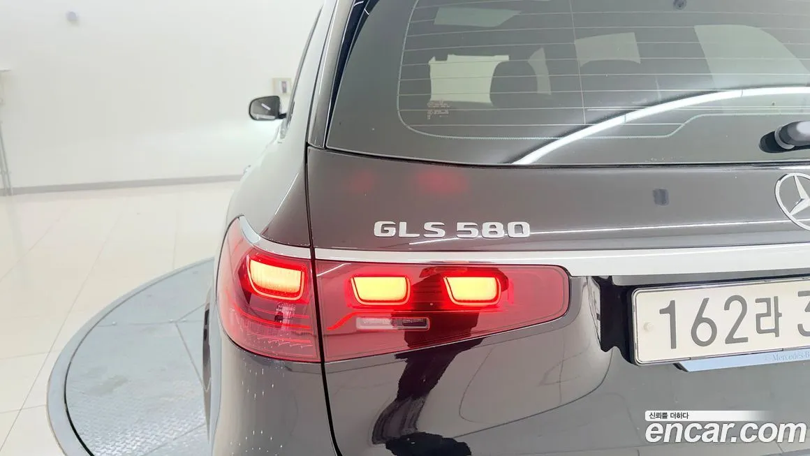 Mercedes-Benz GLS-Class — фото 3