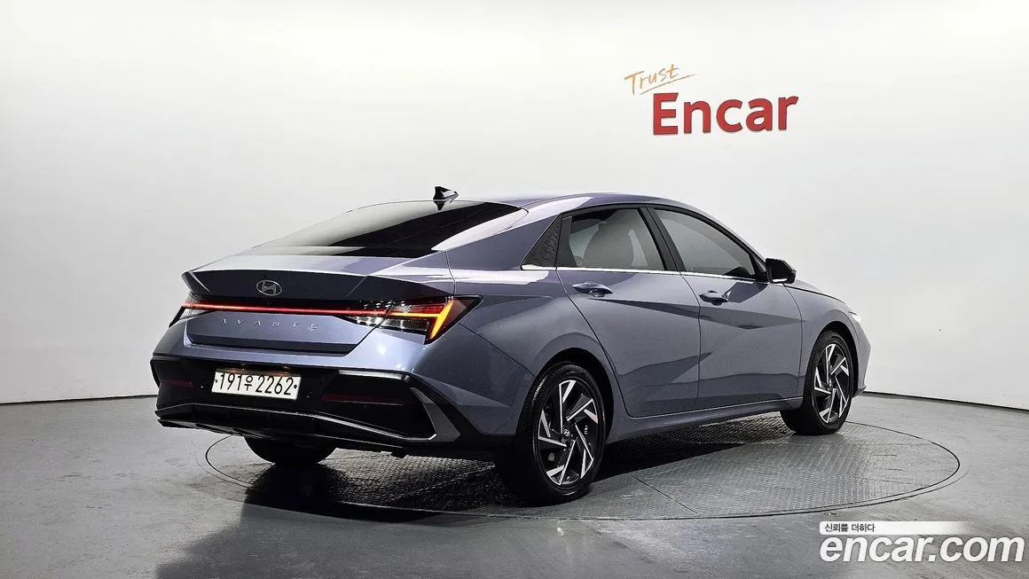Hyundai AVANTE — фото 8