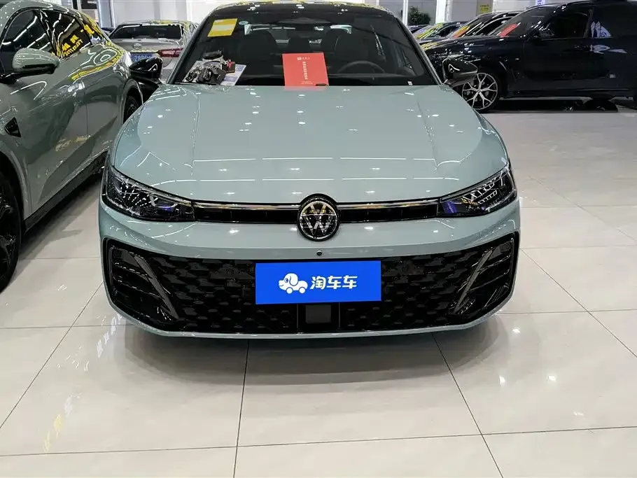 Volkswagen Passat 2024 из CN, фото 4