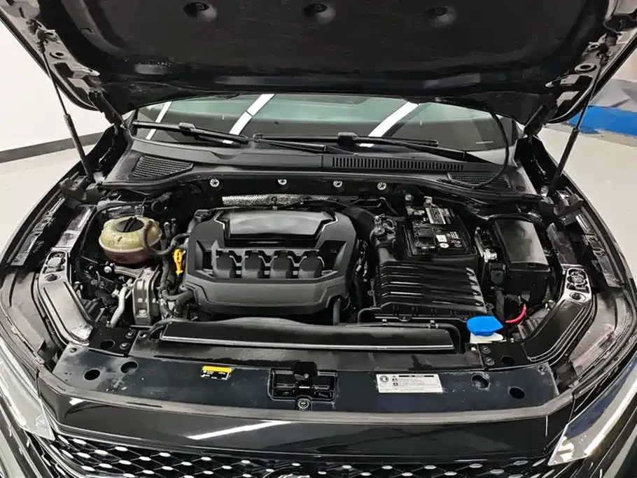 Volkswagen Passat 2023 из CN, фото 10