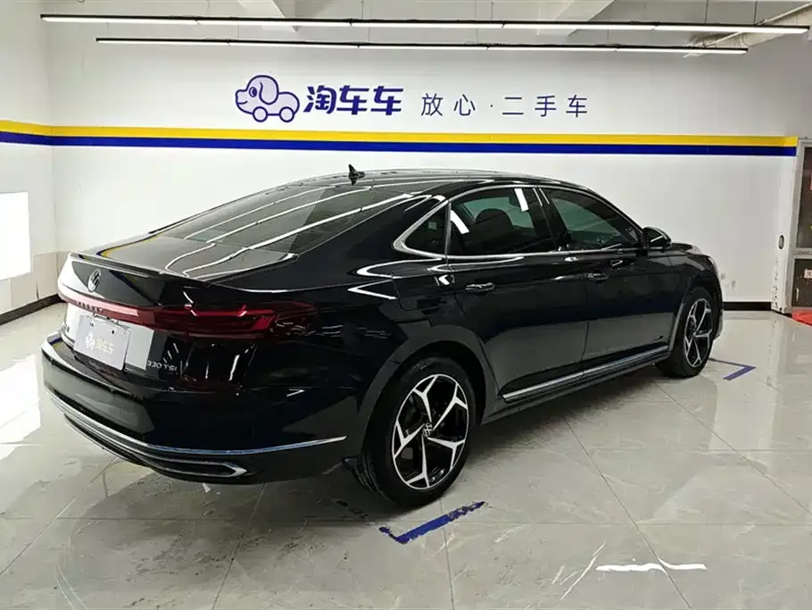 Volkswagen Passat 2023 из CN, фото 4