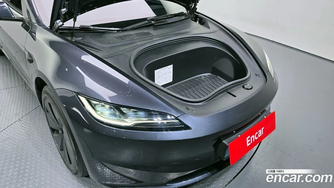 Tesla Model 3 2025 из KR, фото 6