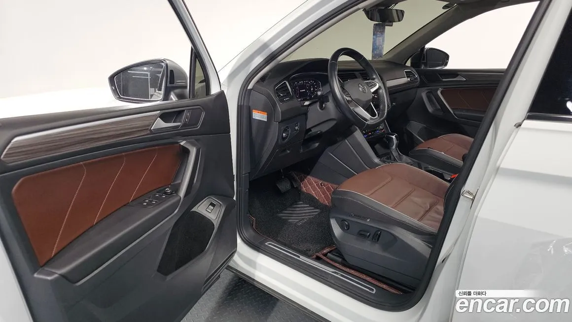 Volkswagen Tiguan 2023 из KR, фото 3