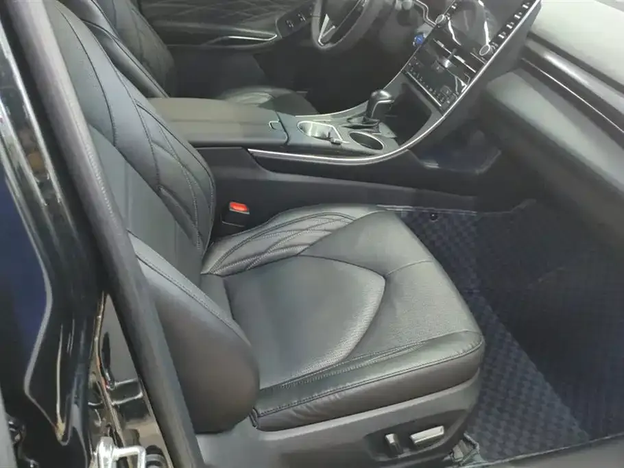Toyota Avalon 2021 из CN, фото 2