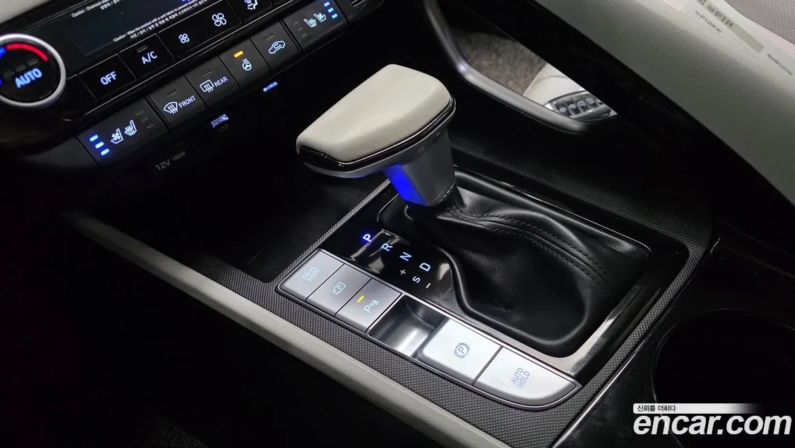 Hyundai AVANTE — фото 4