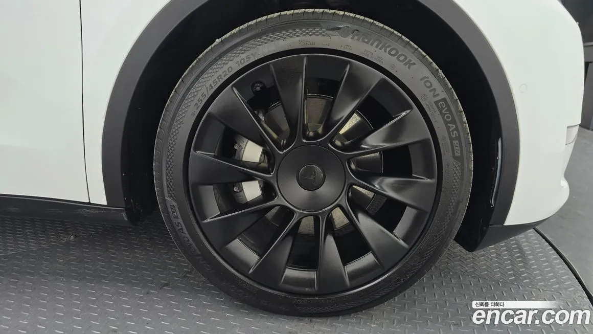Tesla Model Y 2021 из KR, фото 10