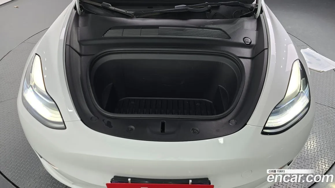 Tesla Model Y 2021 из KR, фото 7