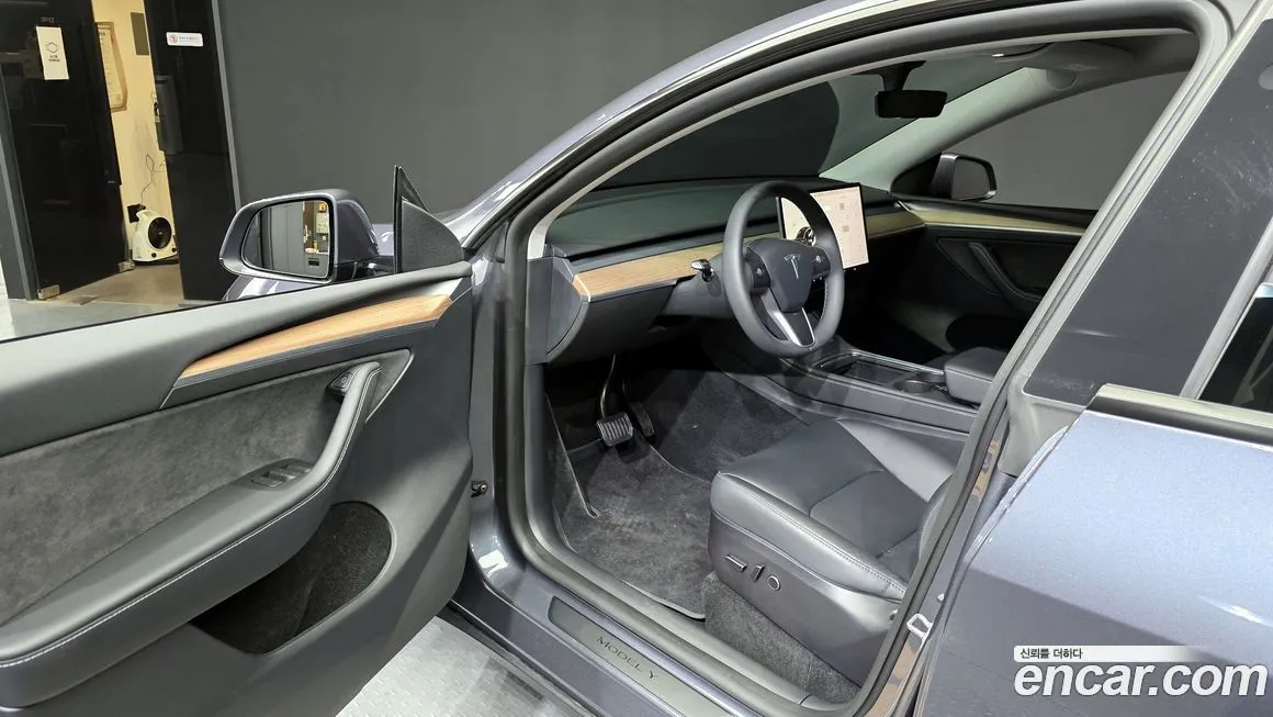 Tesla Model Y 2024 из KR, фото 10