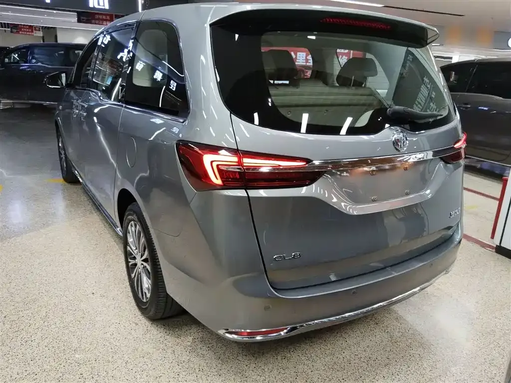 Buick GL8 2023 из CN, фото 4