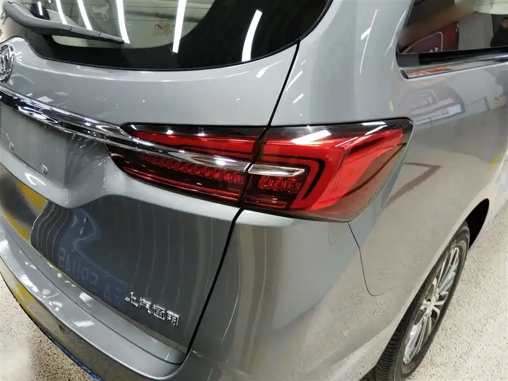 Buick GL8 2023 из CN, фото 2