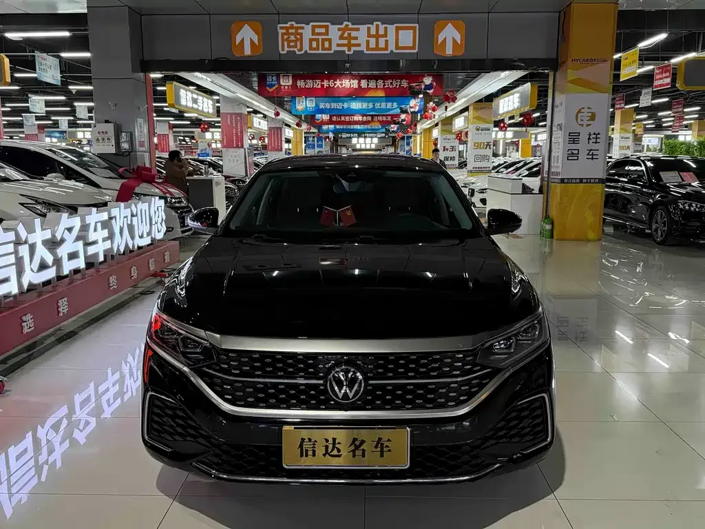 Volkswagen Passat 2023 из CN, фото 4