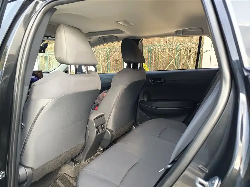 Toyota Corolla Cross — фото 3