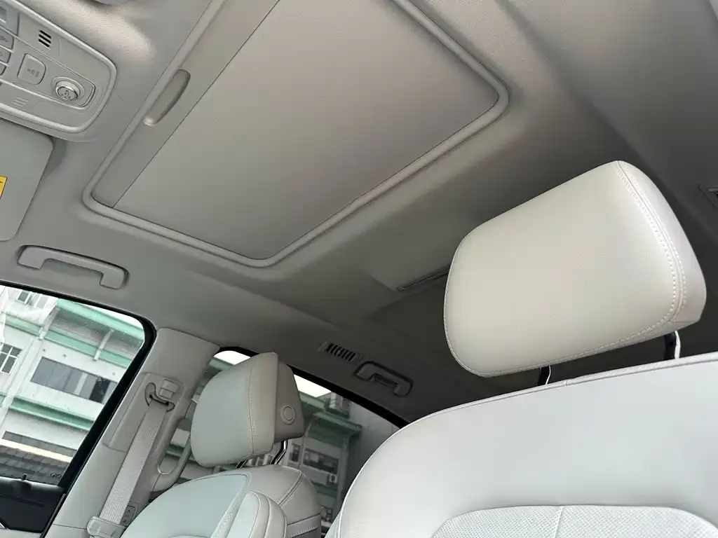 Buick GL8 2023 из CN, фото 6