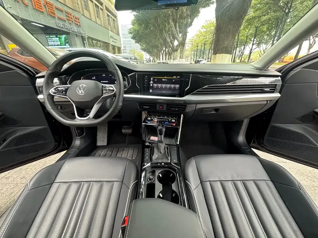 Volkswagen Passat — фото 4