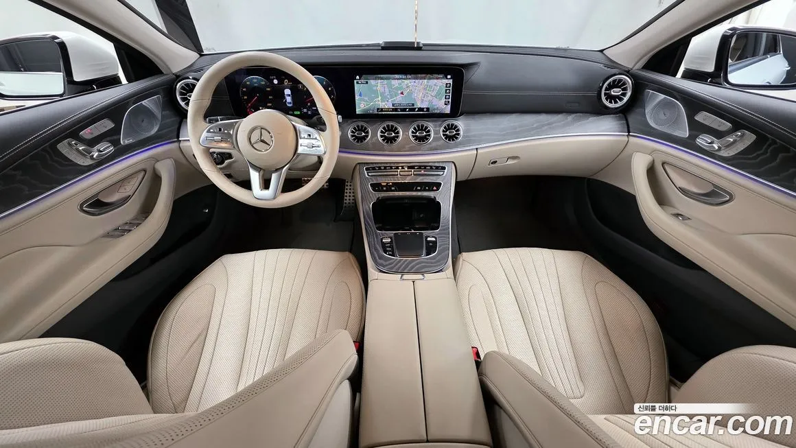 Mercedes-Benz CLS-Class — фото 10