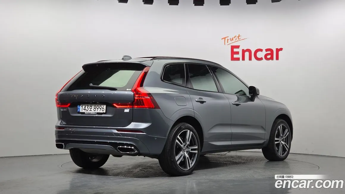 Volvo XC60 — фото 3