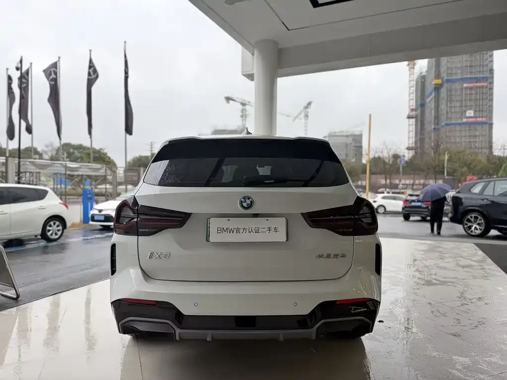 BMW iX3 2024 из CN, фото 2