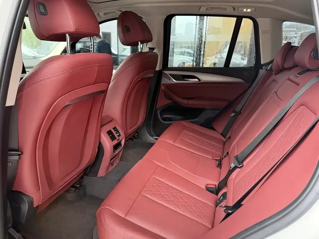 BMW iX3 2024 из CN, фото 9