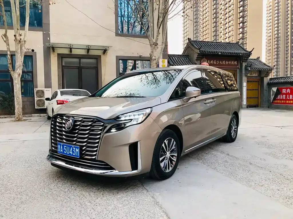 Buick GL8 2023 из CN, фото 1