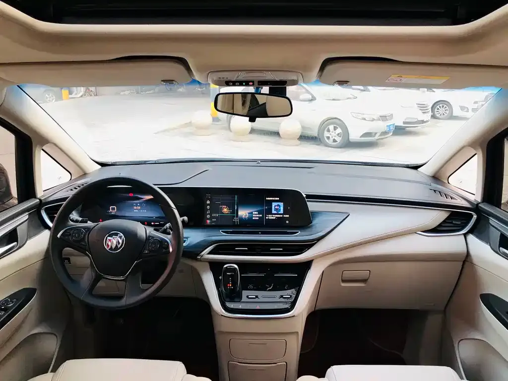 Buick GL8 2023 из CN, фото 4