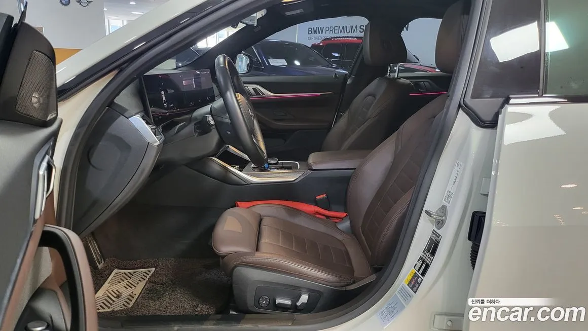 BMW i4 2023 из KR, фото 7