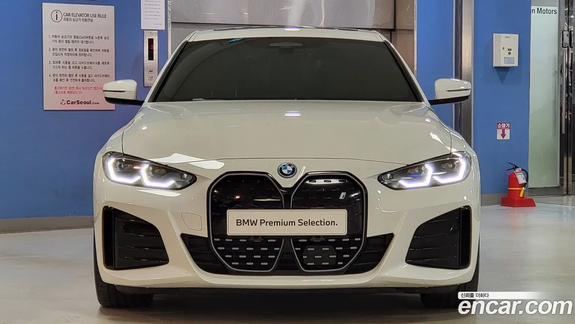 BMW i4 2023 из KR, фото 8