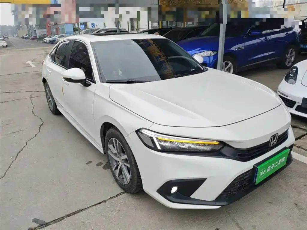 Honda Civic — фото 10