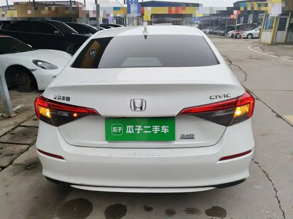 Honda Civic — фото 8