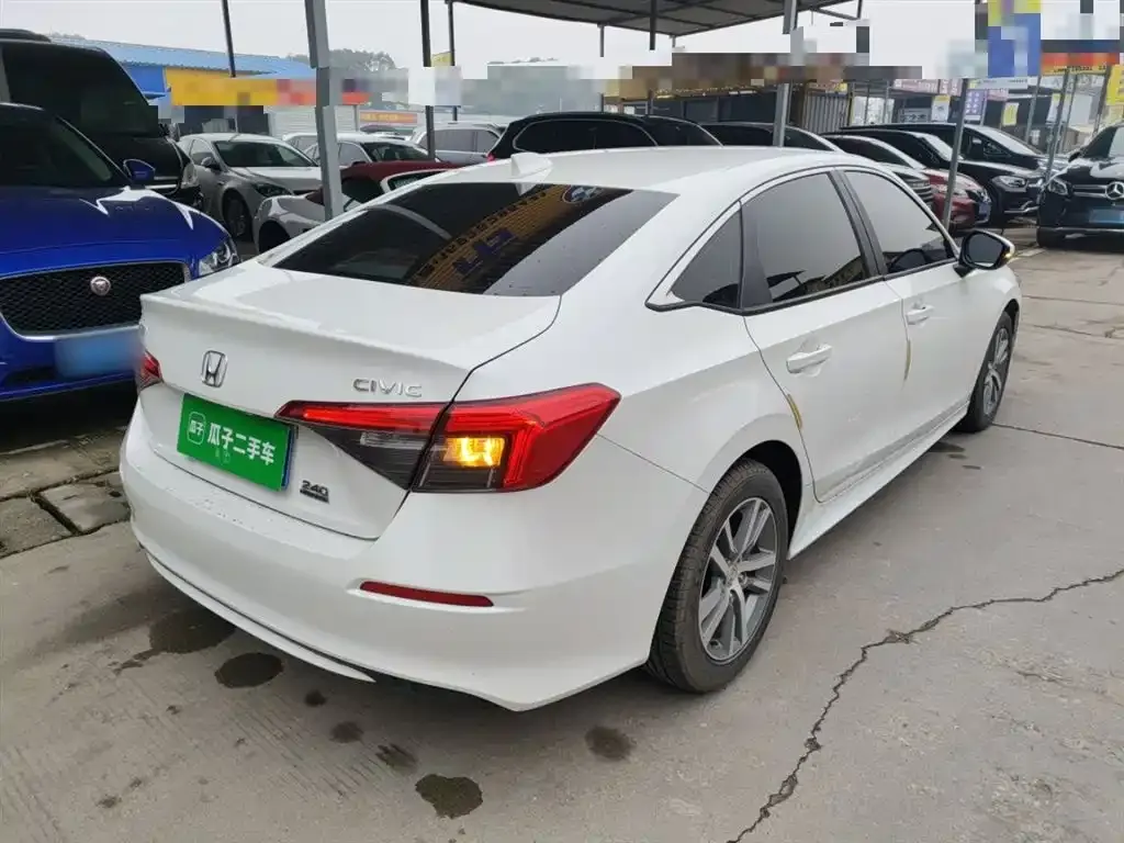Honda Civic — фото 4