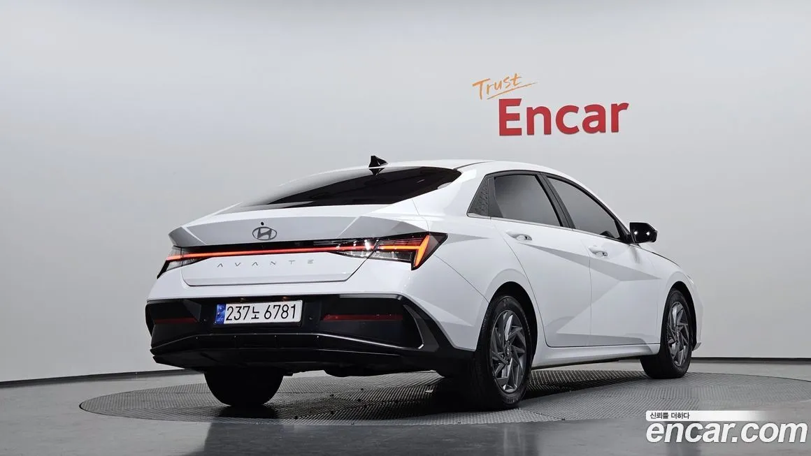 Hyundai AVANTE — фото 7