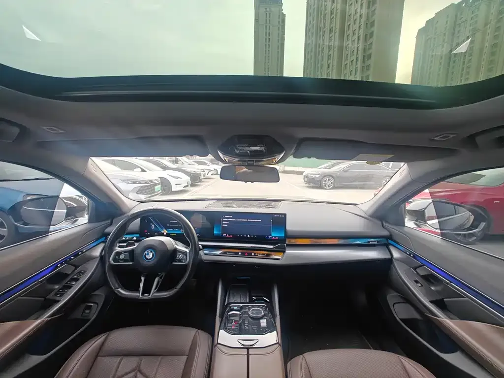 BMW i5 2024 из CN, фото 4