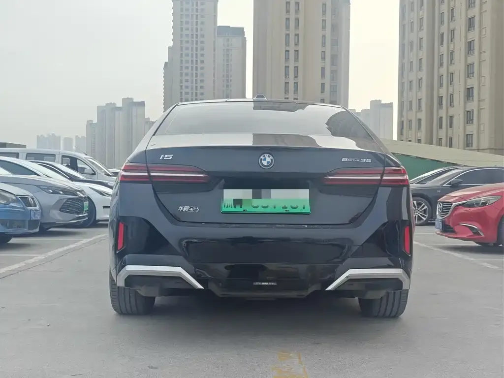 BMW i5 2024 из CN, фото 8