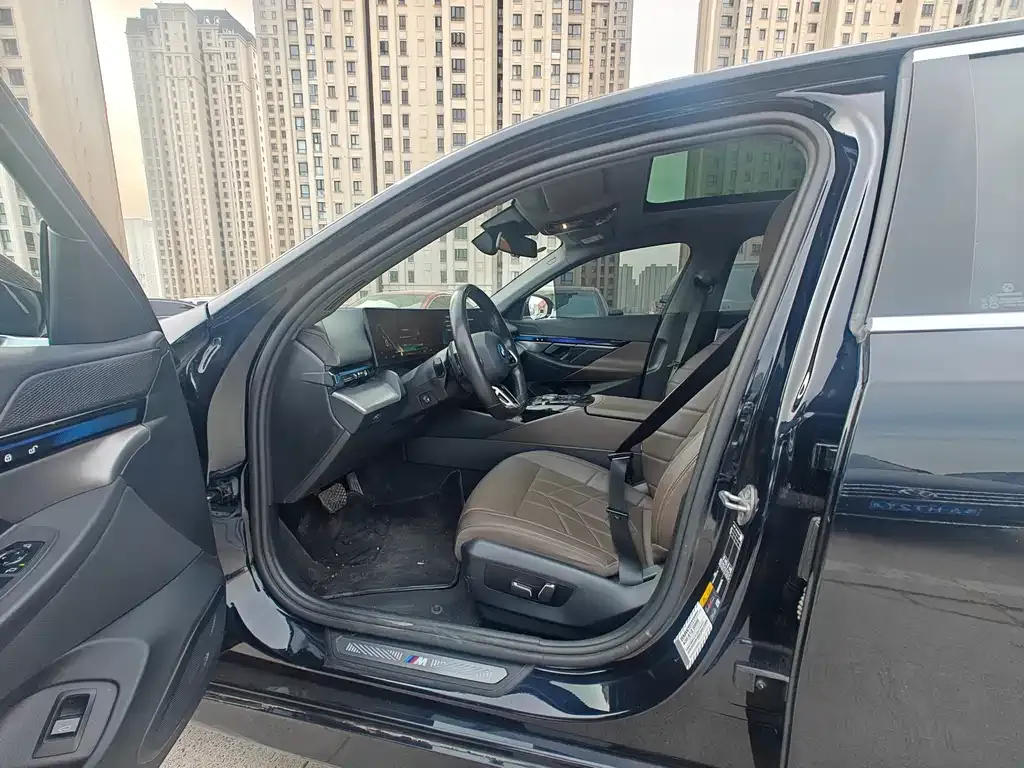BMW i5 2024 из CN, фото 10