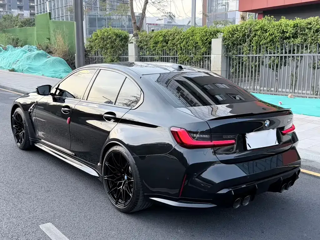 BMW M3 2025 из CN, фото 3
