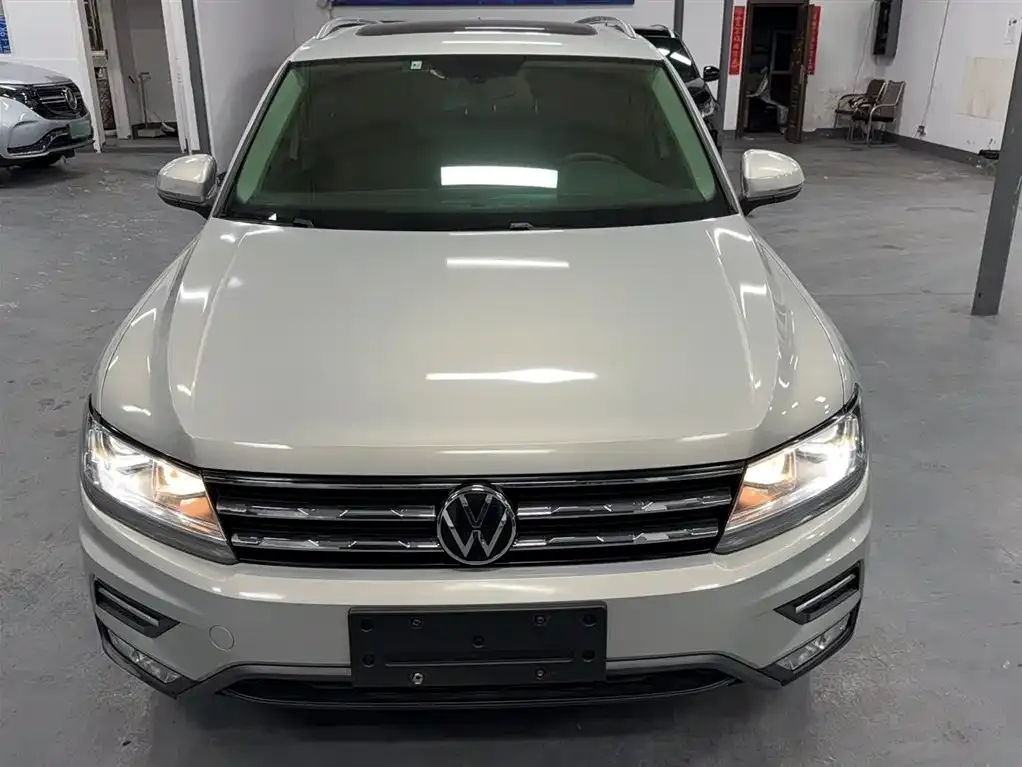 Volkswagen Tiguan L 2021 из CN, фото 6