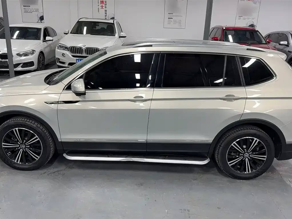 Volkswagen Tiguan L 2021 из CN, фото 5