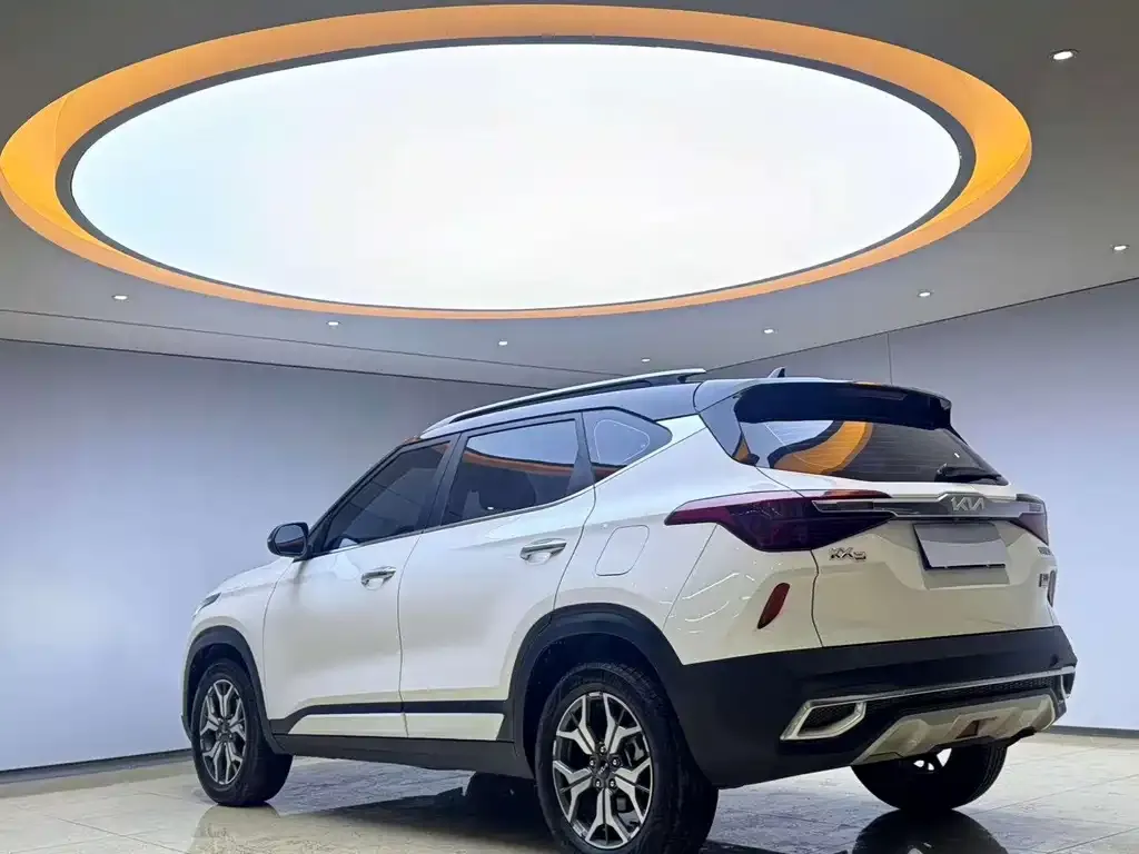 Kia KX3 2022 из CN, фото 3