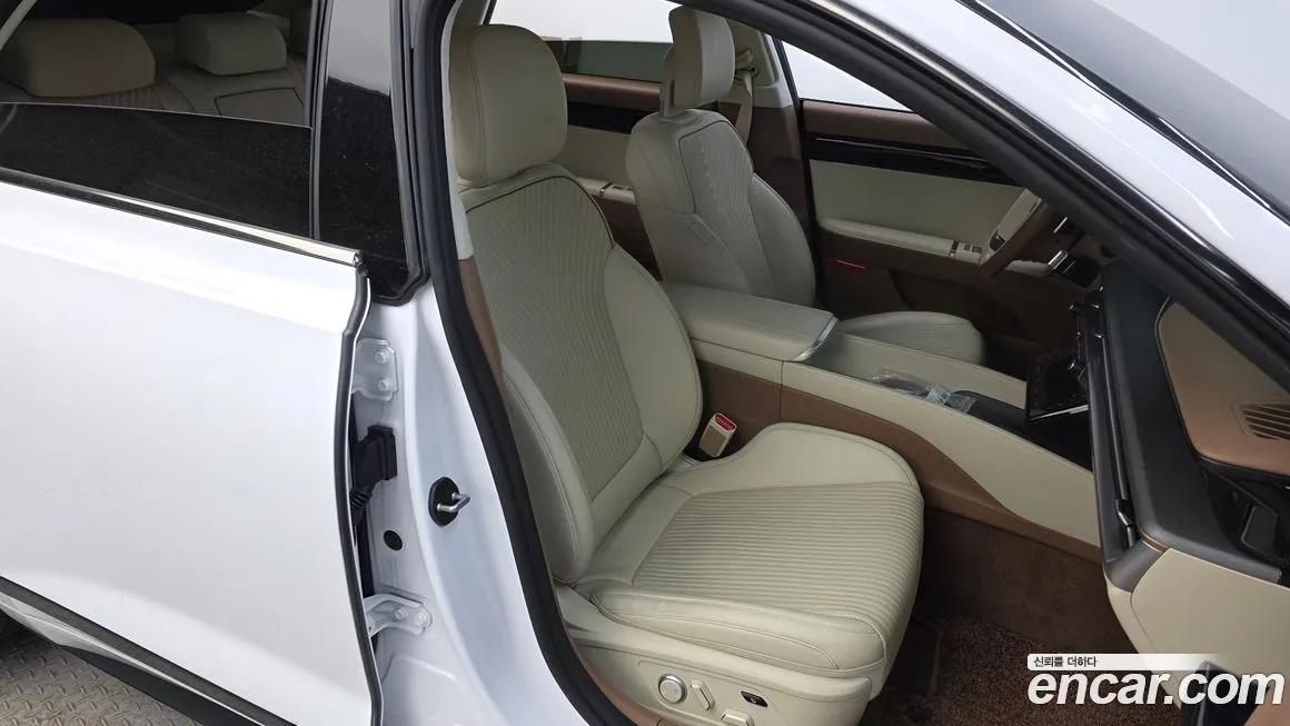 Hyundai Grandeur 2023 из KR, фото 9