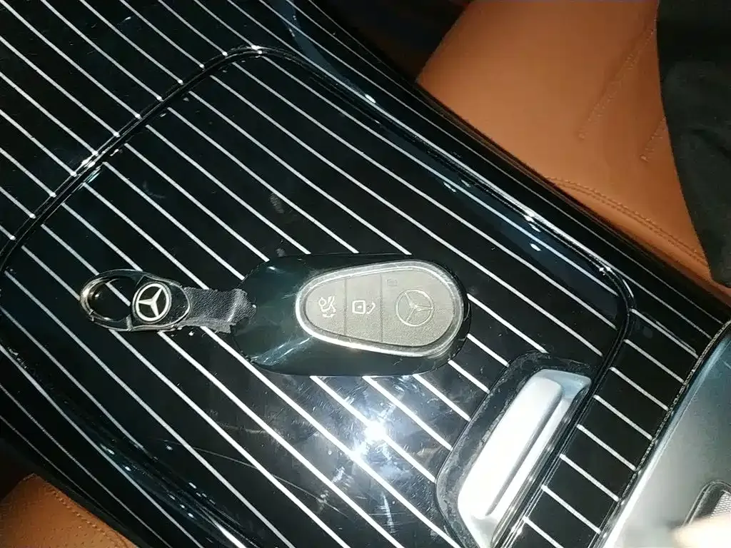 Mercedes-Benz GLC 2024 из CN, фото 7