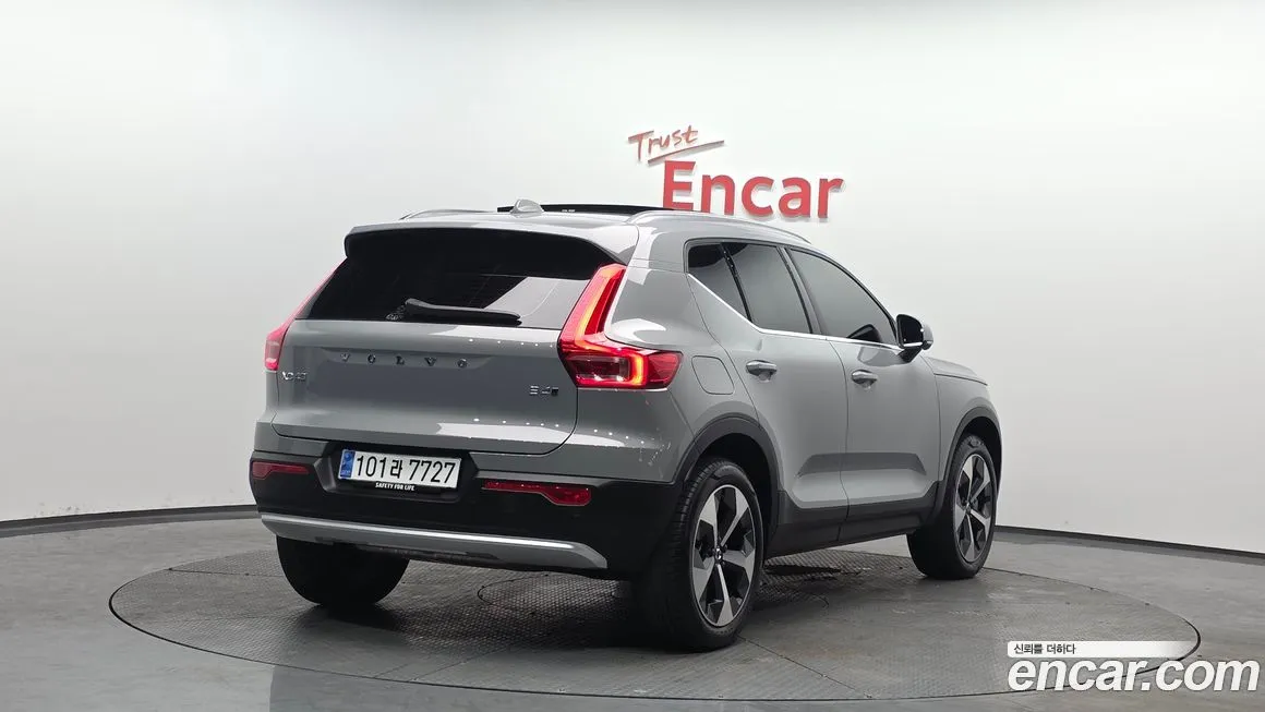 Volvo XC40 2025 из KR, фото 2